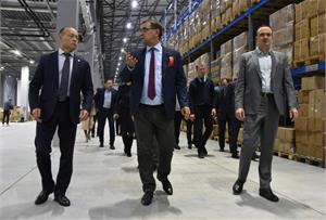Для объёма и географии поставок