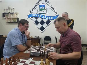 Защита Ладыгина