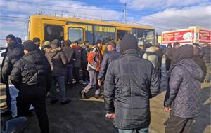 Искали уклонистов